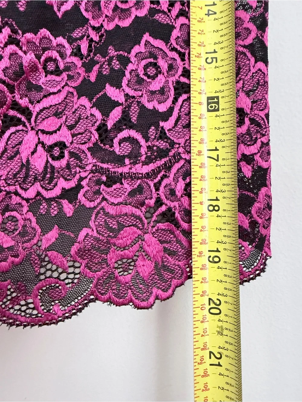 Cache pink black Lace Cami Top whimsical witchy M NWT - Picture 5 of 5